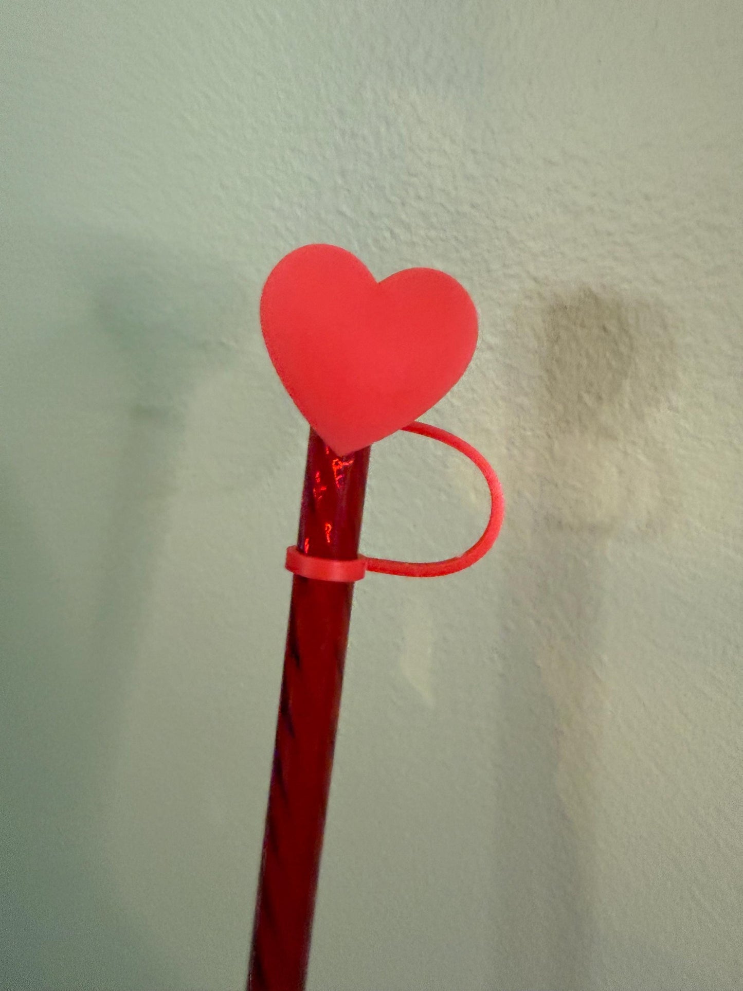 Solid Red Heart Straw Topper for 10 mm Straws