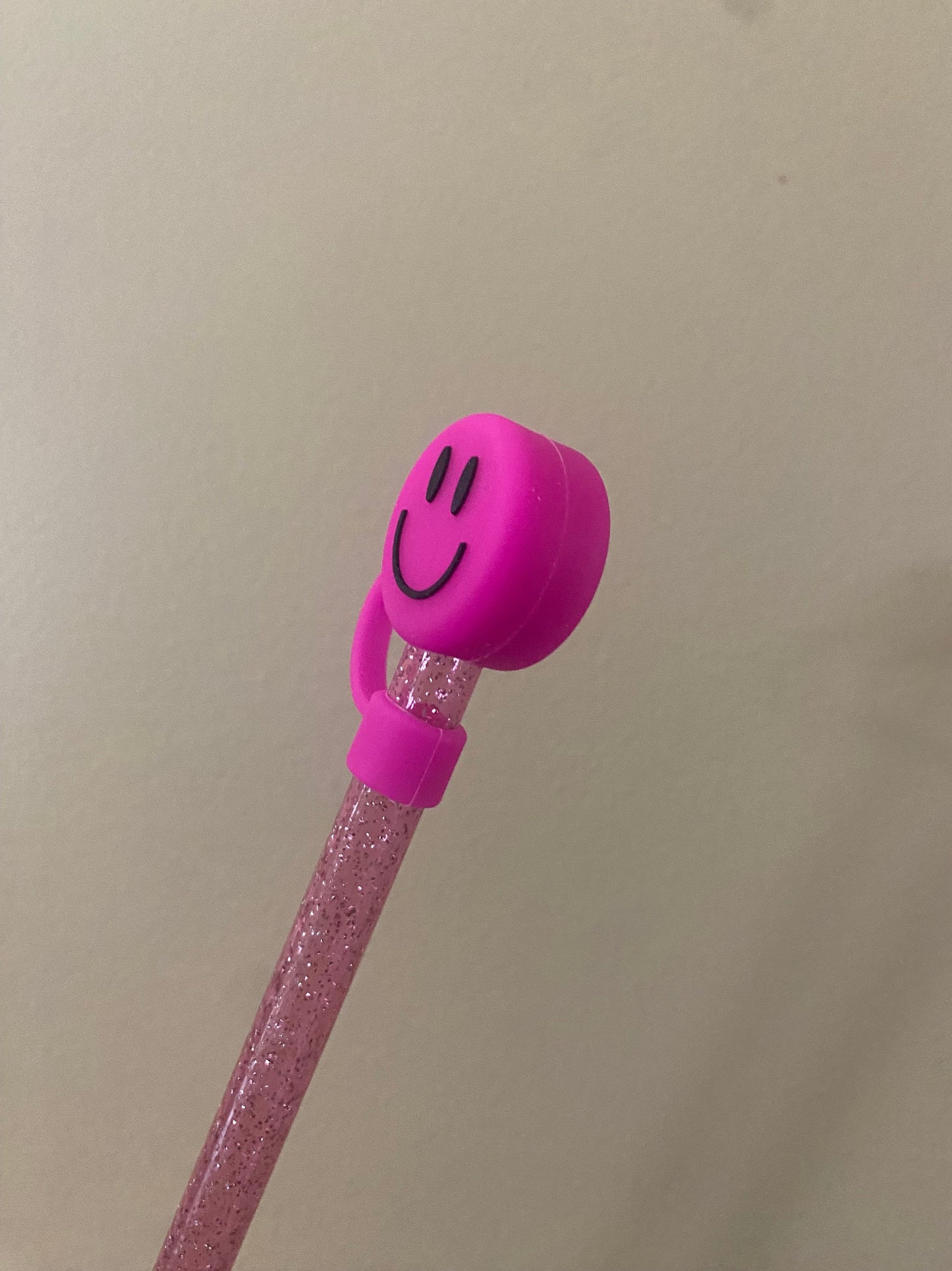 3D Hot Pink Smiley Straw Topper for 10 mm Straws