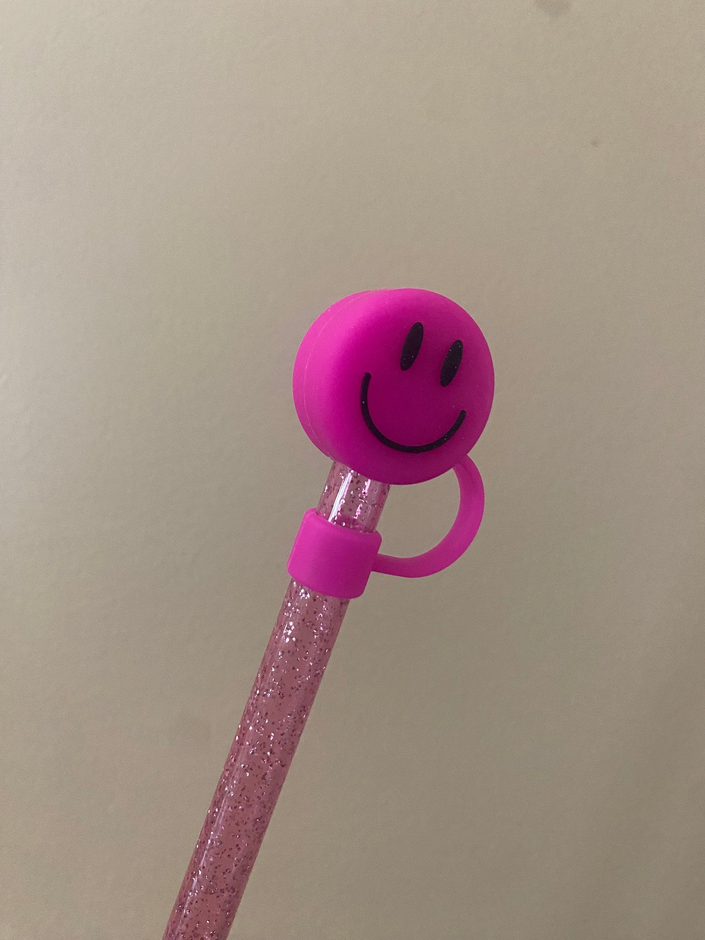 3D Hot Pink Smiley Straw Topper for 10 mm Straws