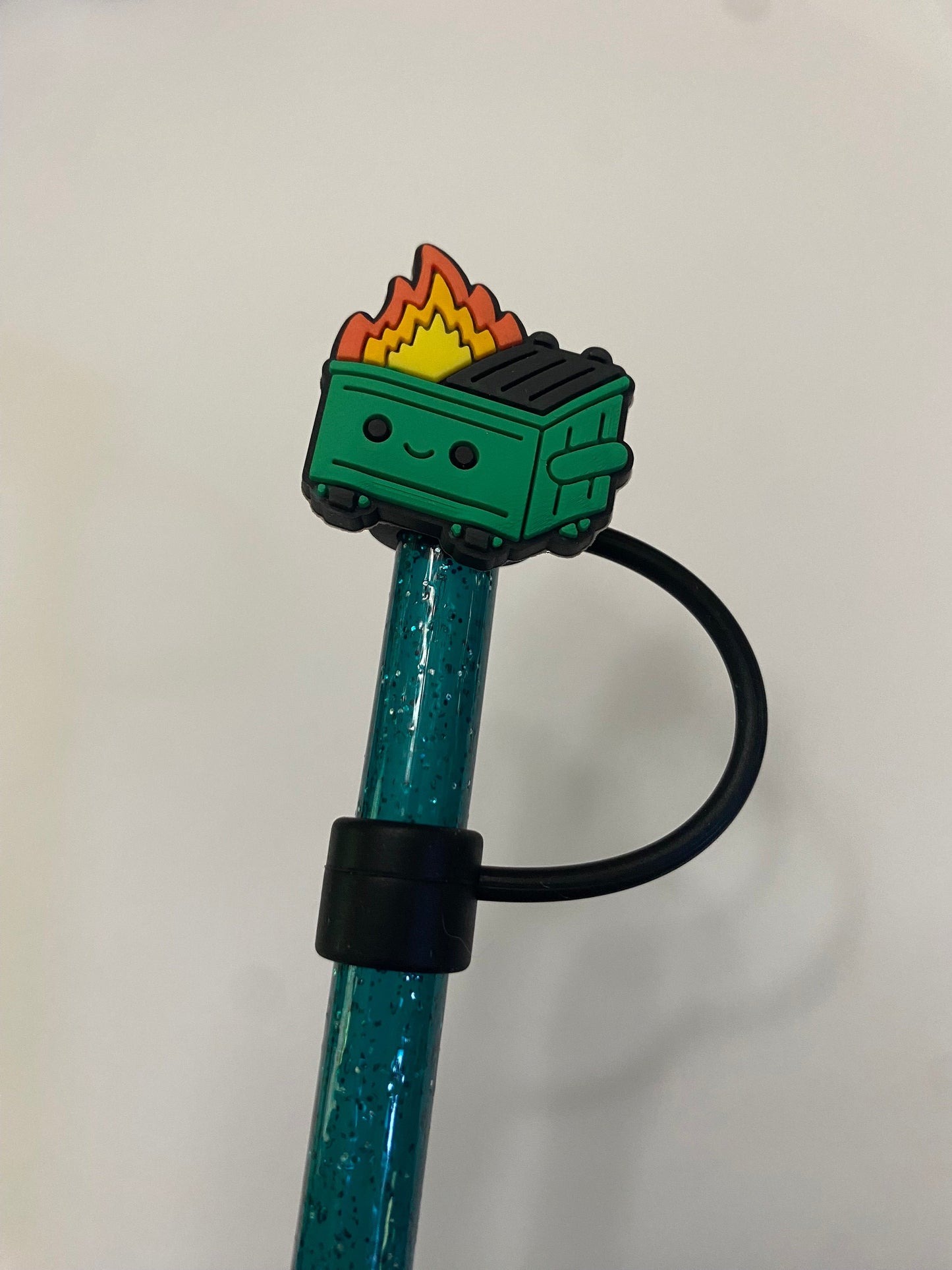 1 Deluxe Dumpster Fire Straw Topper for 10 mm Straws