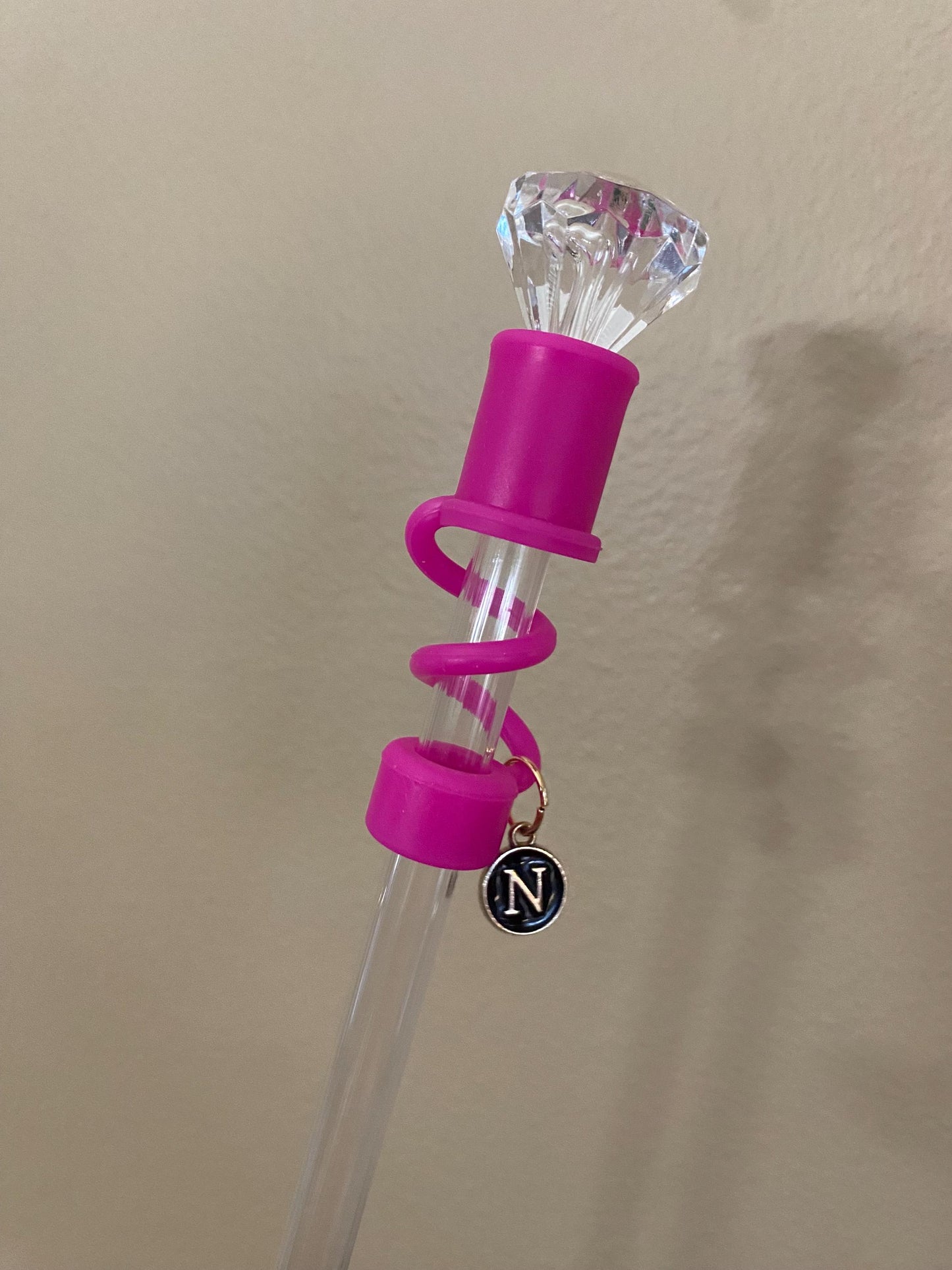 Interchangeable & Personalizable Clear/Hot Pink Diamond Straw Topper for 10 mm Straws