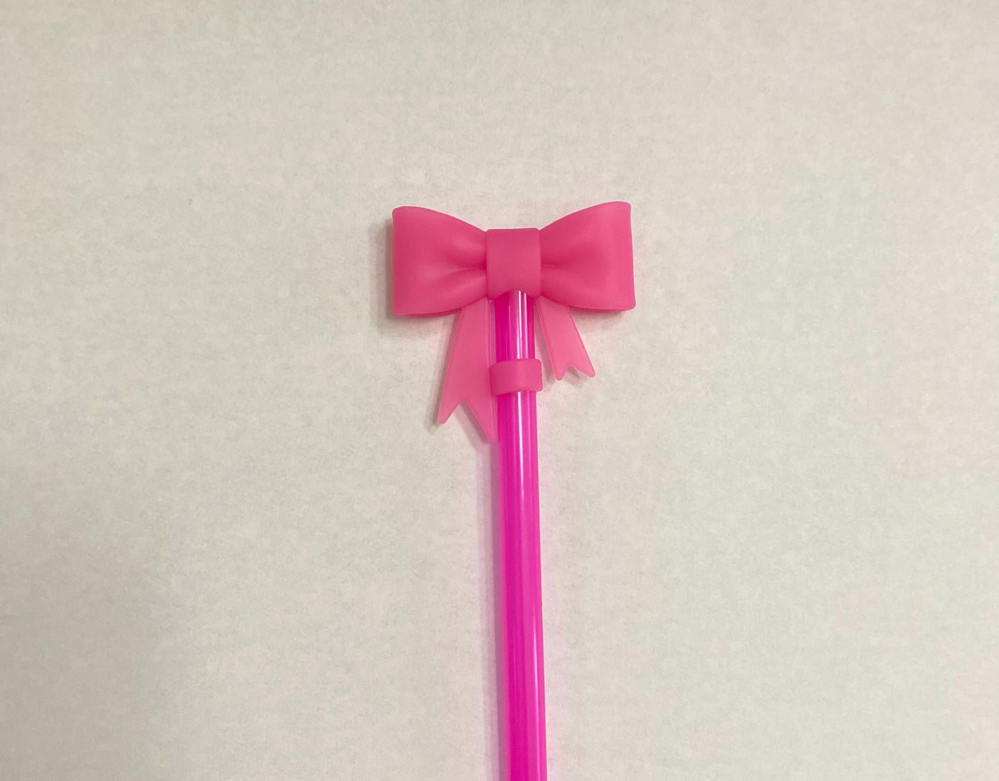 3D Hot Pink Silicone Bow Straw Topper for 10 mm Straws