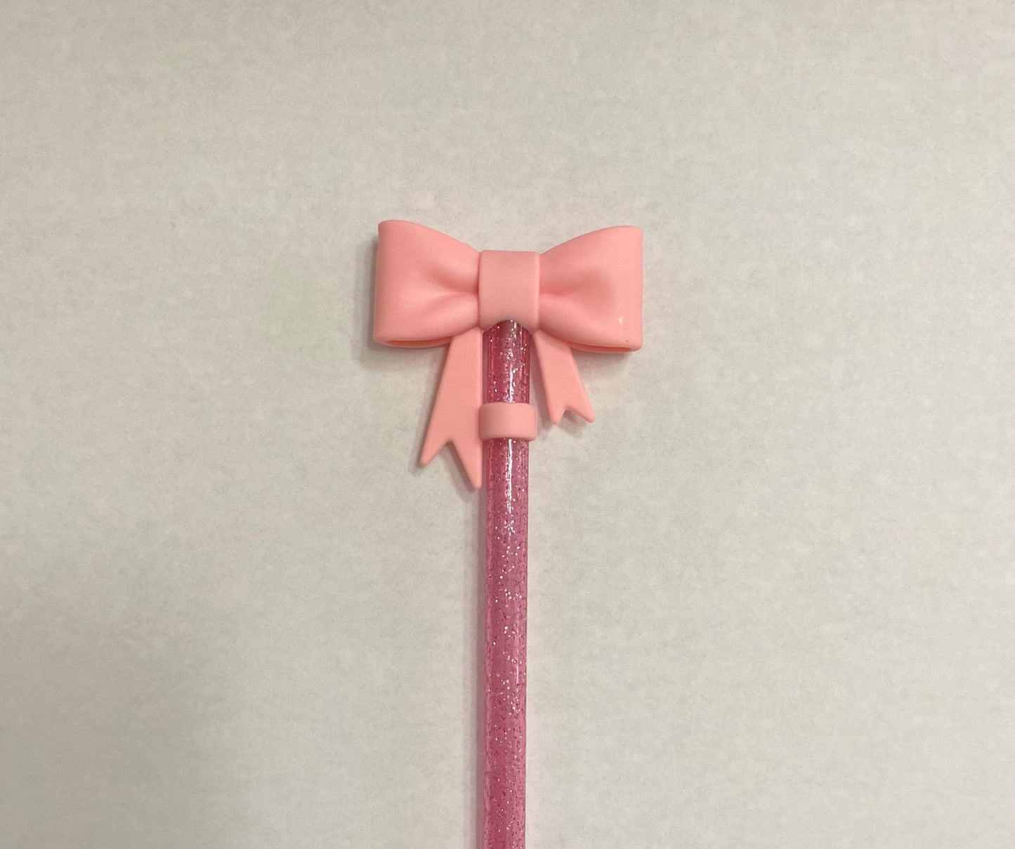 3D Light Pink Silicone Bow Straw Topper for 10 mm Straws